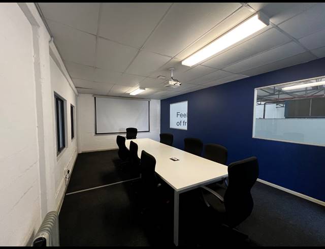 732M² WAREHOUSE TO LET IN AIRPORT INDUSTRIA